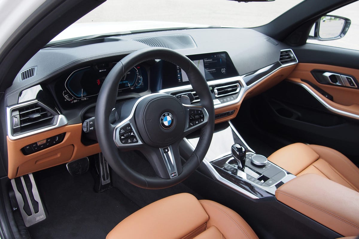 2021 BMW 330e Sedan