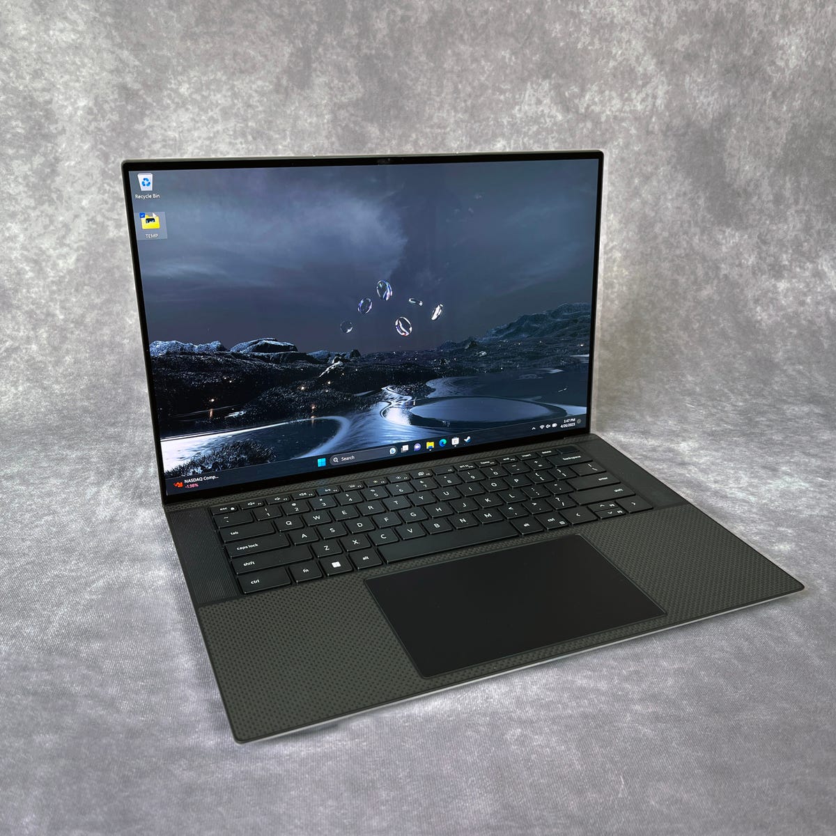 Dell XPS 15 2023 Review: A Creator's Laptop With Stealth Gaming Chops - CNET