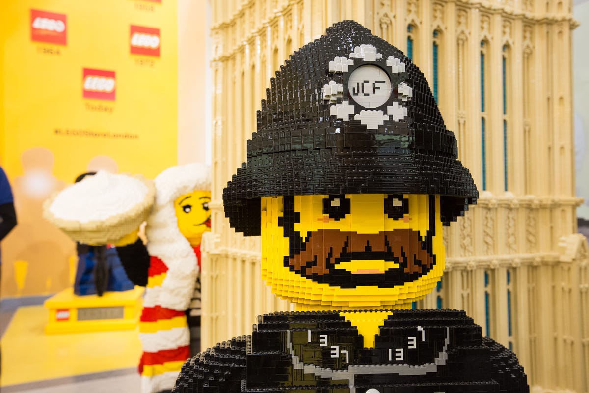 lego-store-london-leicester-square-5.jpg