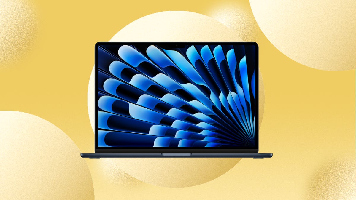 Apple MacBook Air 15-inch in midnight color
