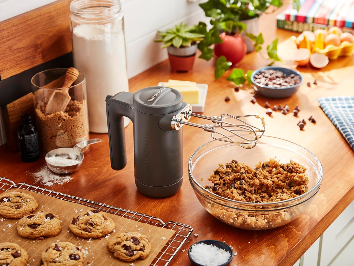 KitchenAid's new cordless mixers and blenders give you room to