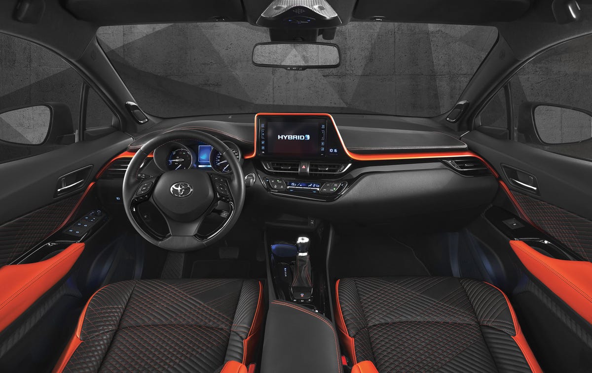 Toyota C-HR Hypower concept