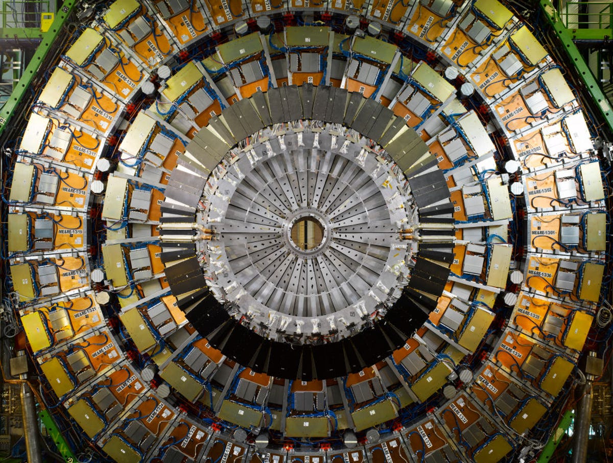 A circular structure in the Large Hadron Collider