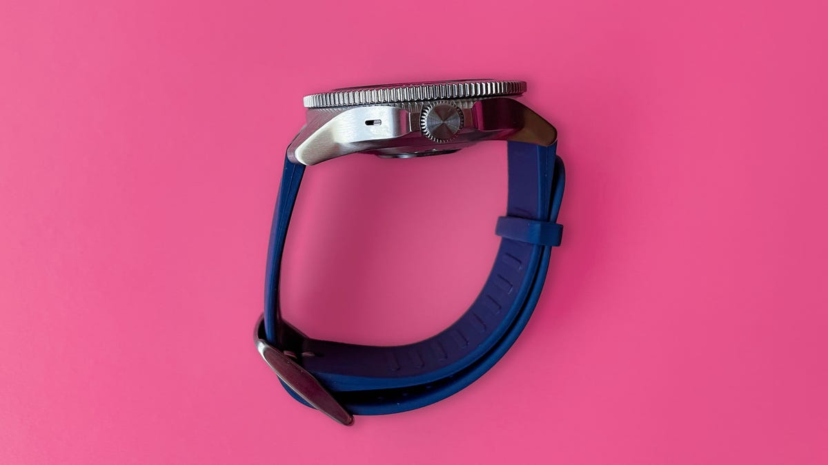 Withings ScanWatch Horizon side view