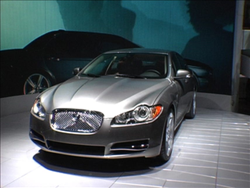Frankfurt auto show: 2009 Jaguar XF
