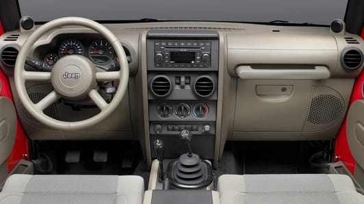 2007-jeep-wrangler-interior