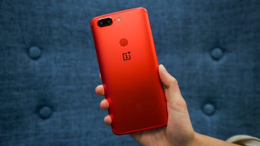 oneplus-5t-red-3324