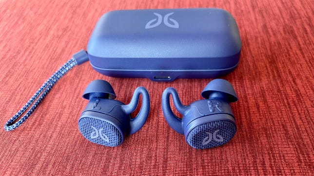Best Earbuds for Running for 2022: Bone Conduction and More 16