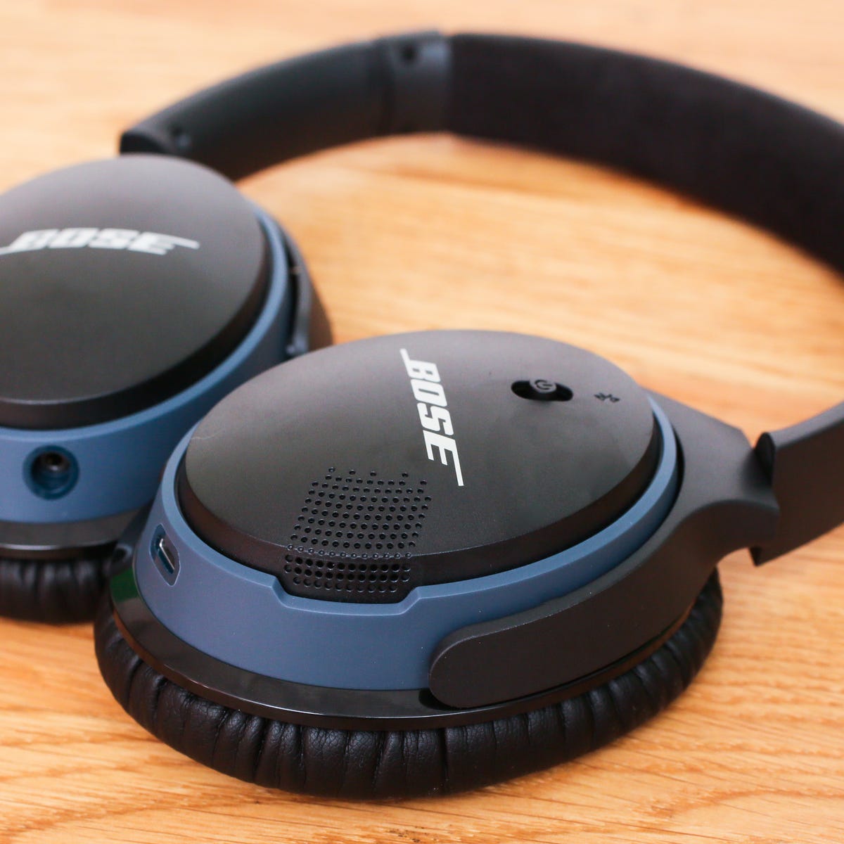 snorkel Generel fængelsflugt Bose SoundLink Around-Ear Wireless Headphones II review: A very comfortable Bluetooth  headphone with strong performance - CNET