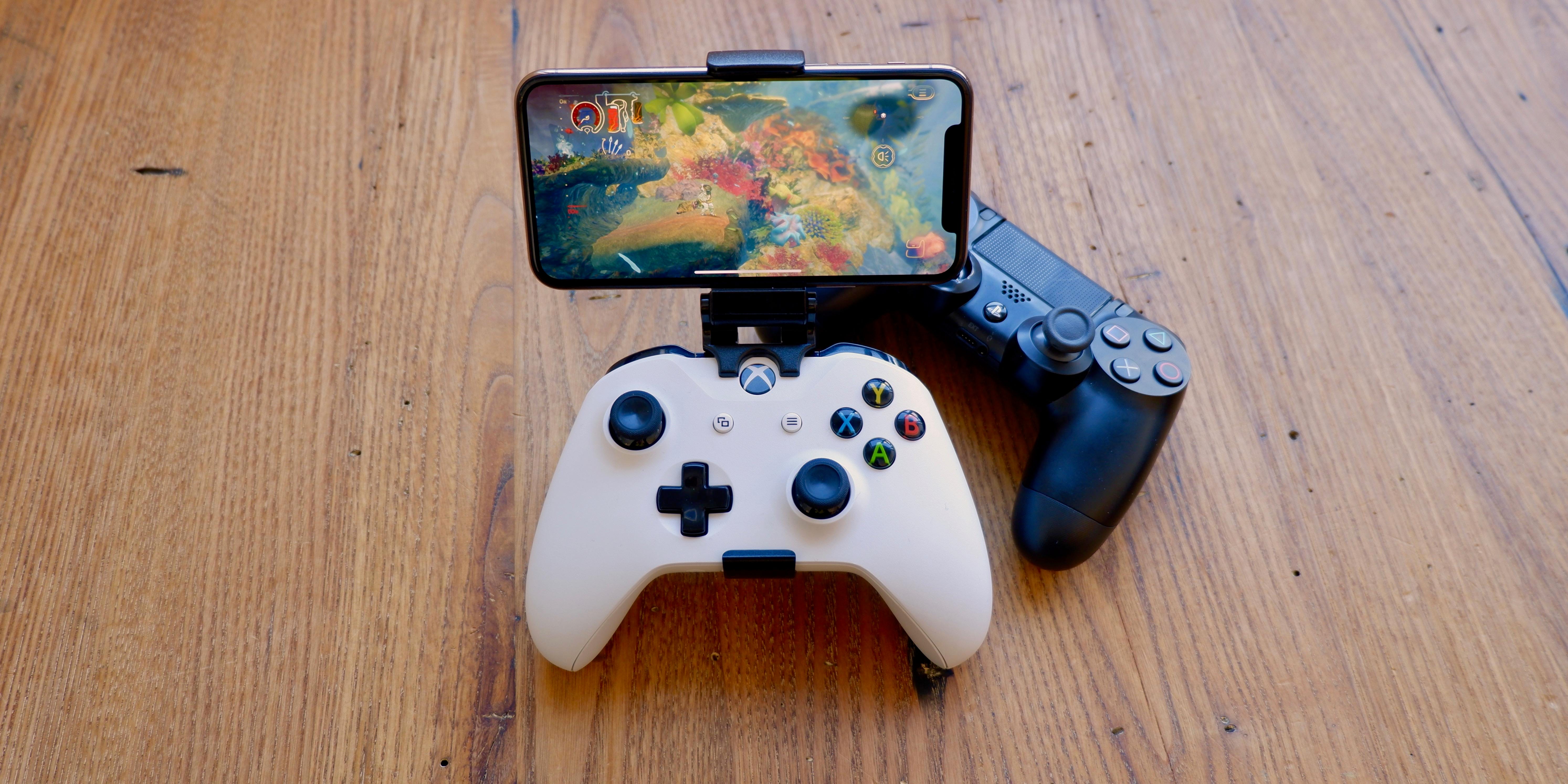 The easy way to connect your PS4 or Xbox controller your iPhone - CNET