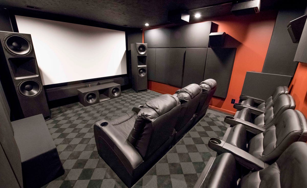 justin-dobie-home-theater-gik-acoustics-242-acoustic-panels-244-bass-traps-monster-bass-traps-tri-traps-and-soffits-full-view