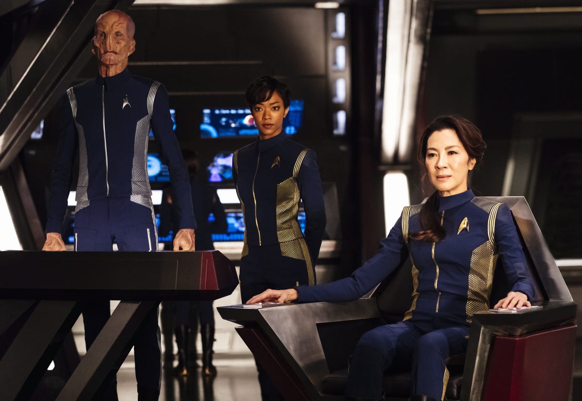 Pictured (l-r): Doug Jones as Lt. Saru; Sonequa Martin-Green as First Officer Michael Burnham; Michelle Yeoh as Capt. Philippa Georgiou.