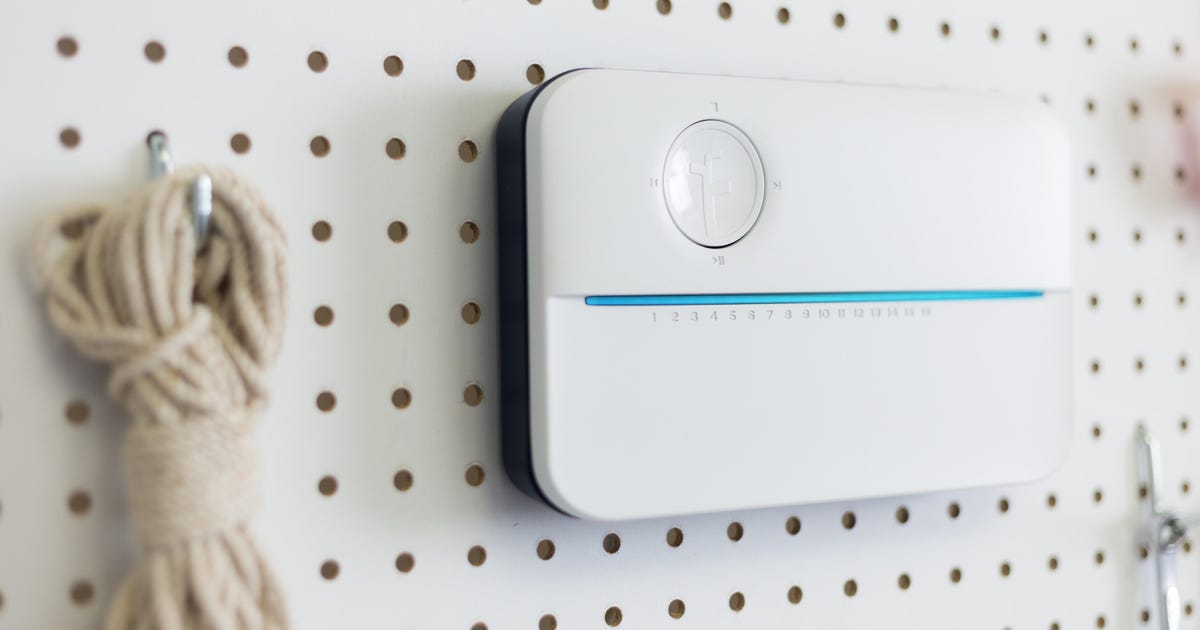 Keep Your Lawn Looking Lush With 30% Off This Rachio Smart Sprinkler Controller - CNET