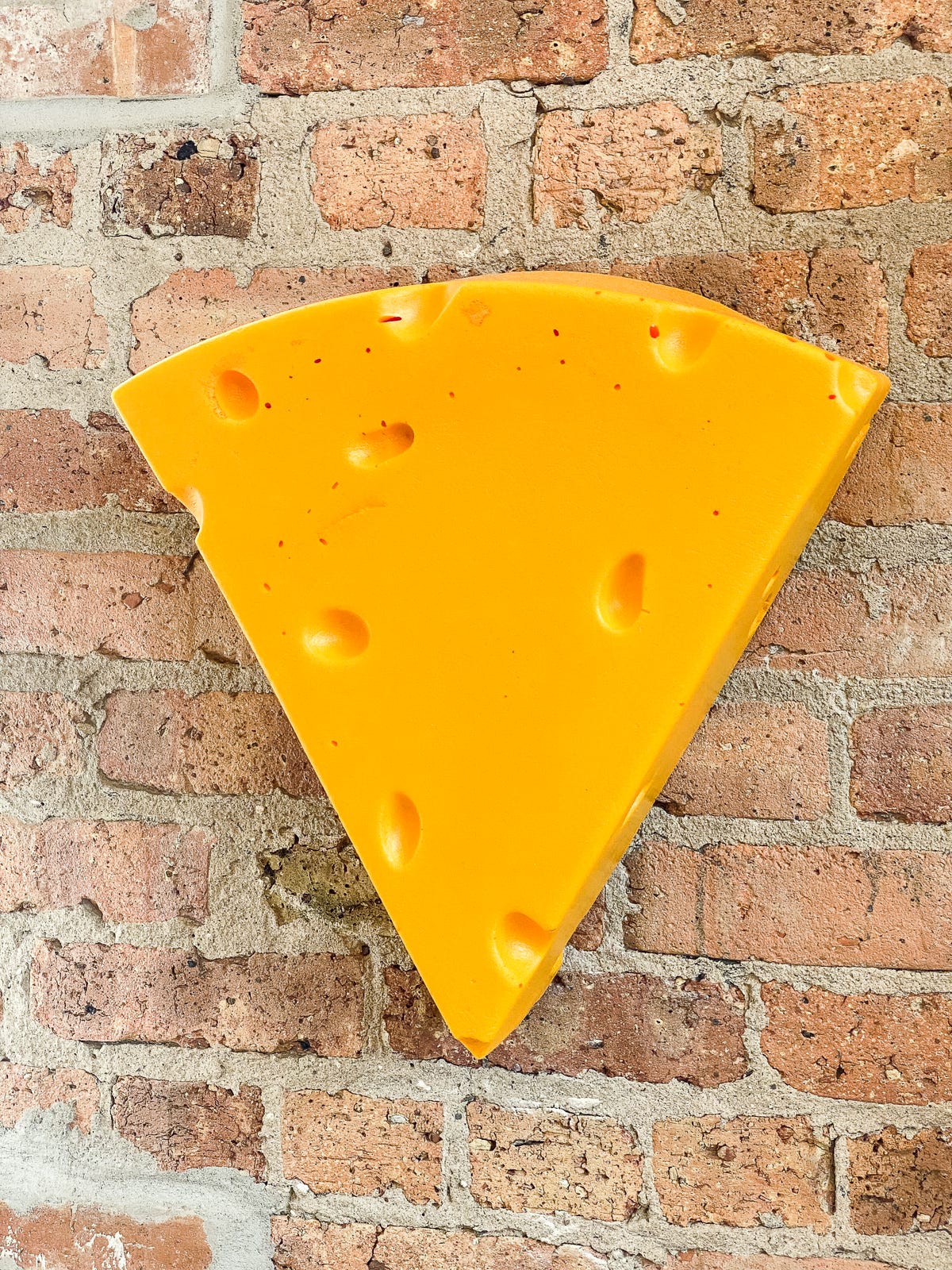 cheesehead-foamation-factory-made-in-america-2021-wisconsin-cnet-107