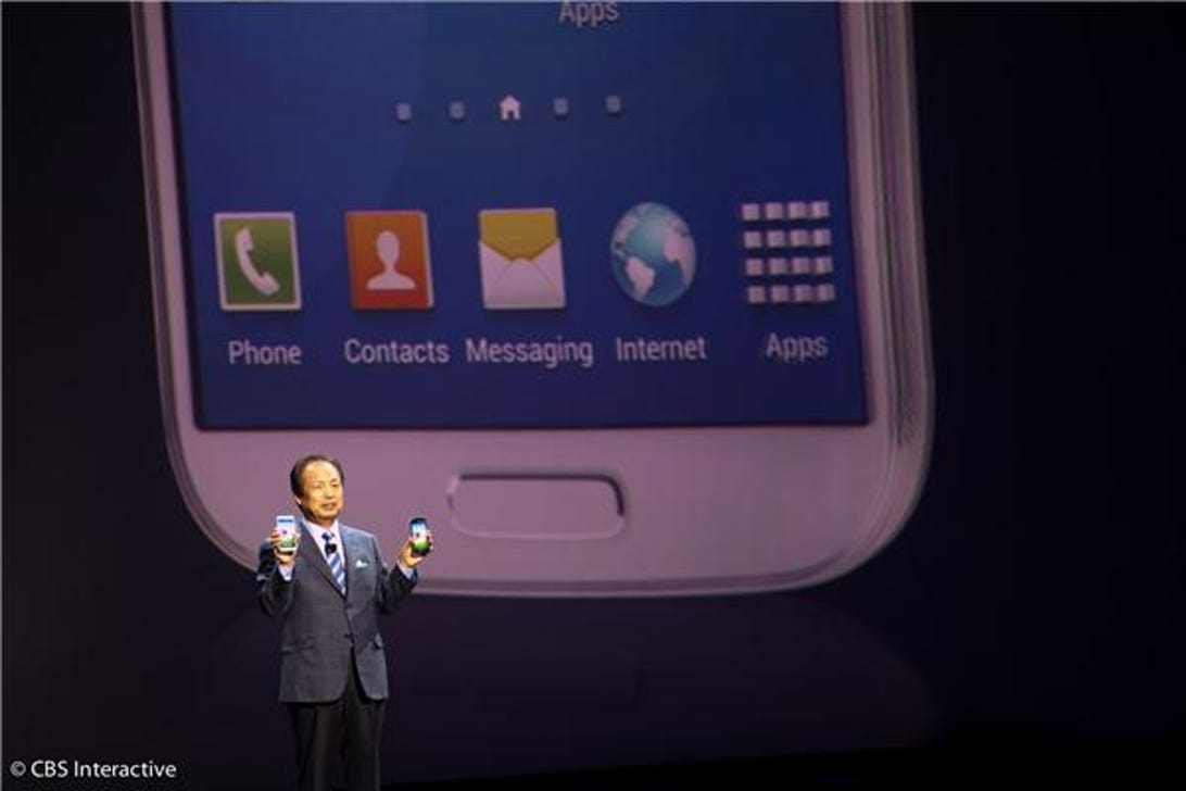 Samsung's JK Shin, the head of Mobile Communications shows off the Galaxy S4.