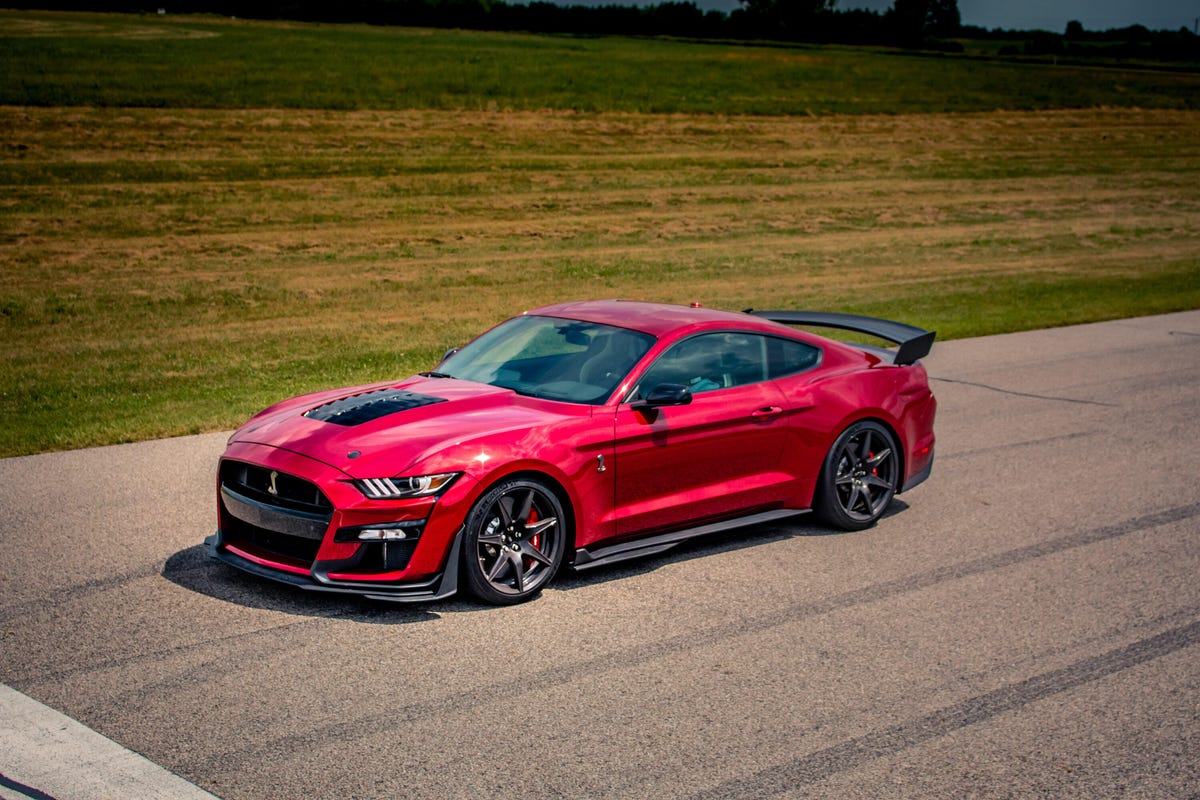 2020-ford-mustang-shelby-gt500-66