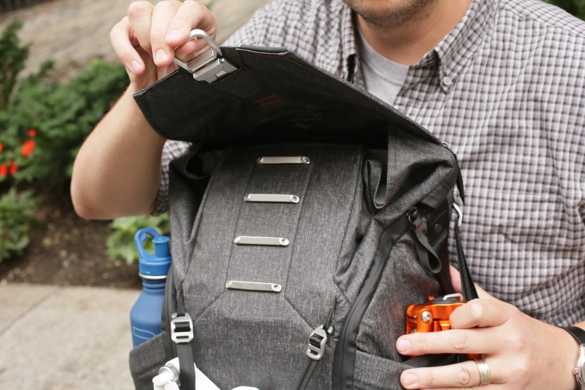 peak-design-everyday-backpack-16.jpg