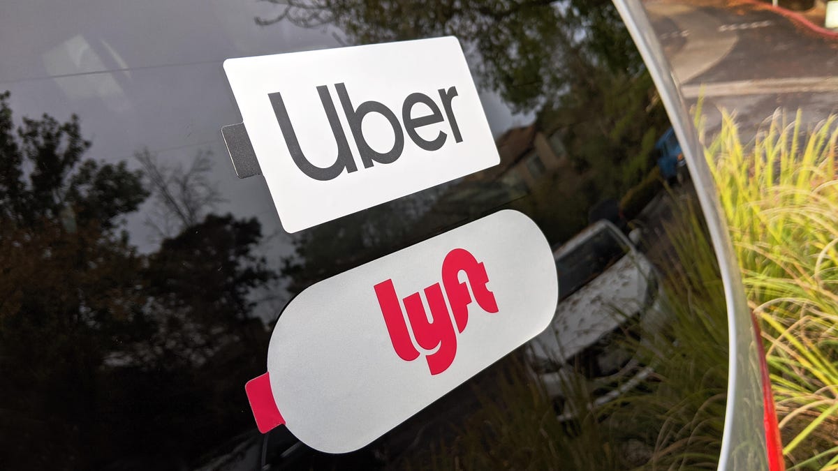 Lyft, Uber say they'll cover legal fees for drivers sued under Texas  abortion law - CNET