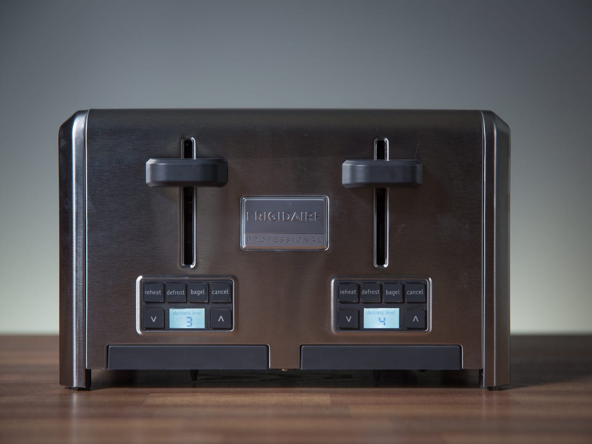 frigidaire-4-slice-toaster-product-photos-1.jpg