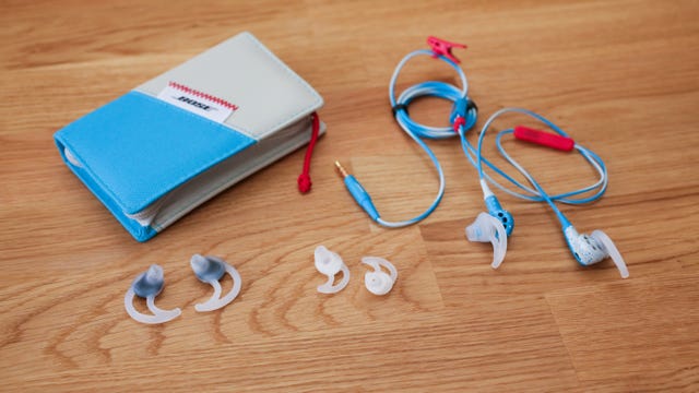 02bose-freestyle-earbuds-product-photos.jpg