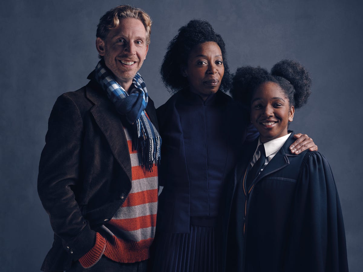 J.K. Rowling on the reaction to a black Hermione: 'Idiots were going to  idiot' - CNET