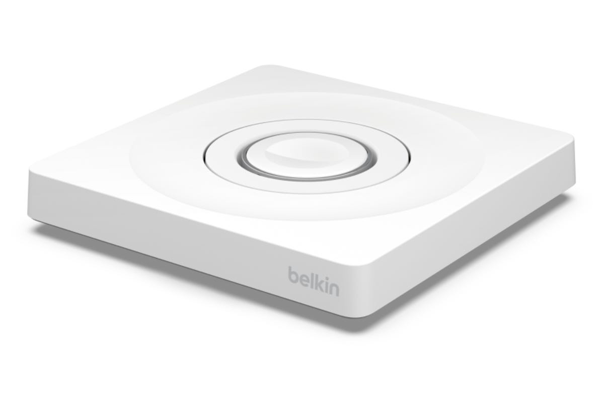 belkin-boost-charge-portable-watch-pad-white.png