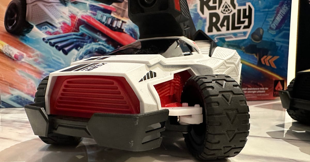 Hot Wheels Rift Rally Turns Your Home Into a Mixed-Reality RC Stunt Track