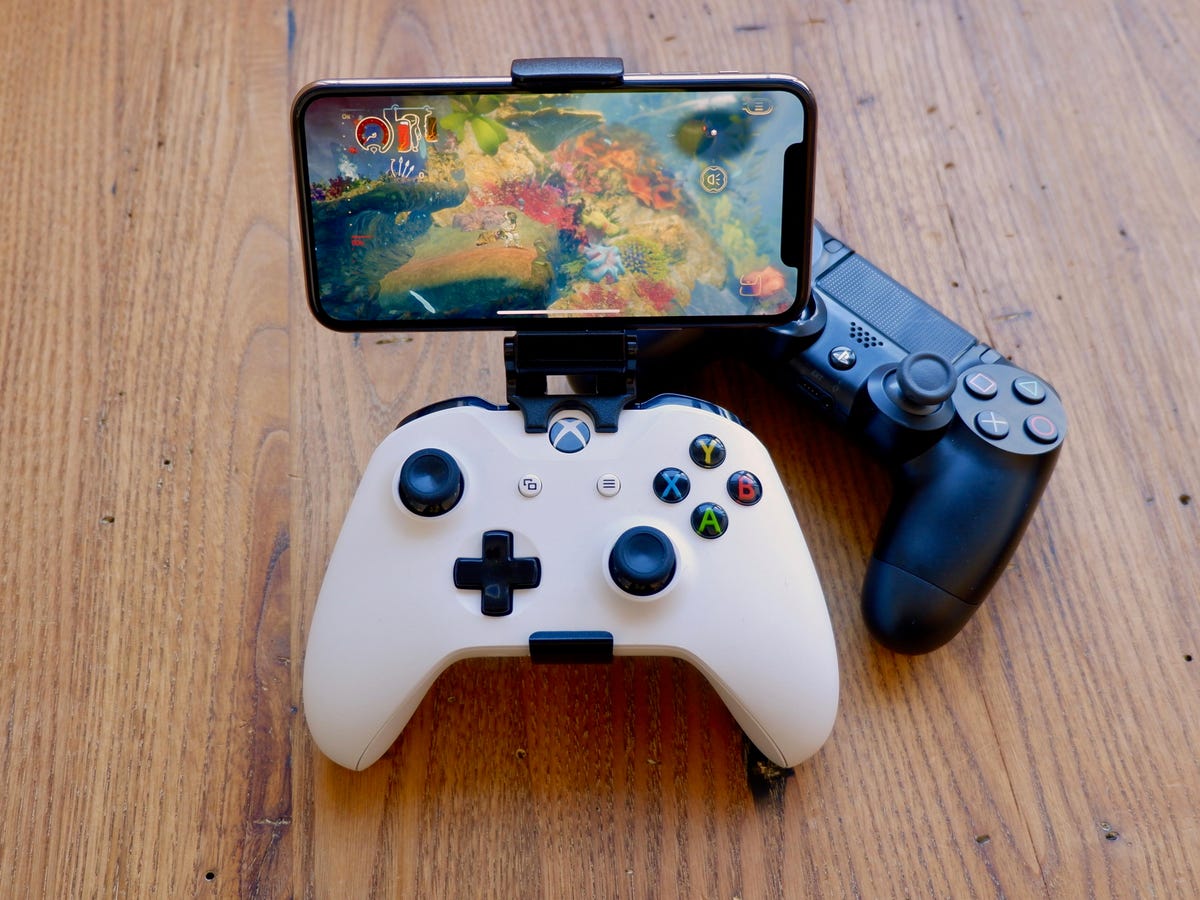 The easy to connect your PS4 or Xbox controller iPhone - CNET