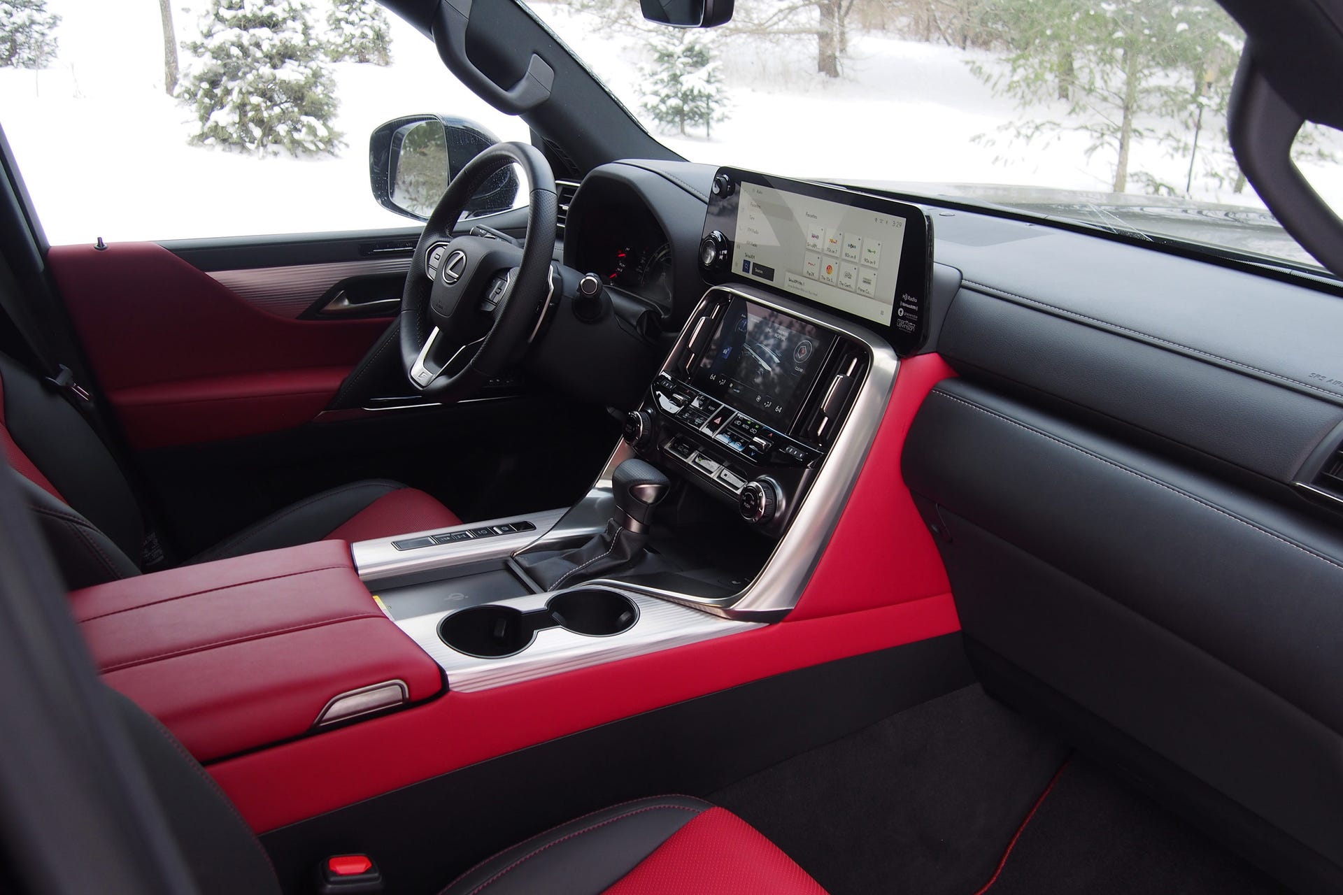 2022 Lexus LX 600 F Sport - interior
