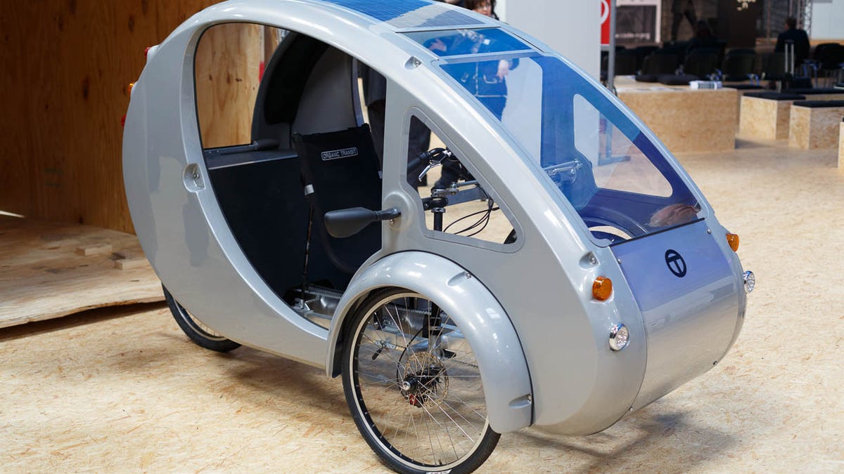 Organic Transit's battery-powered tricycle at CeBIT 2013