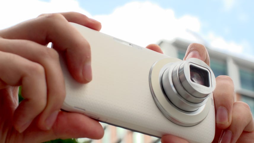 Samsung Galaxy K Zoom squashes 10x zoom into a smartphone