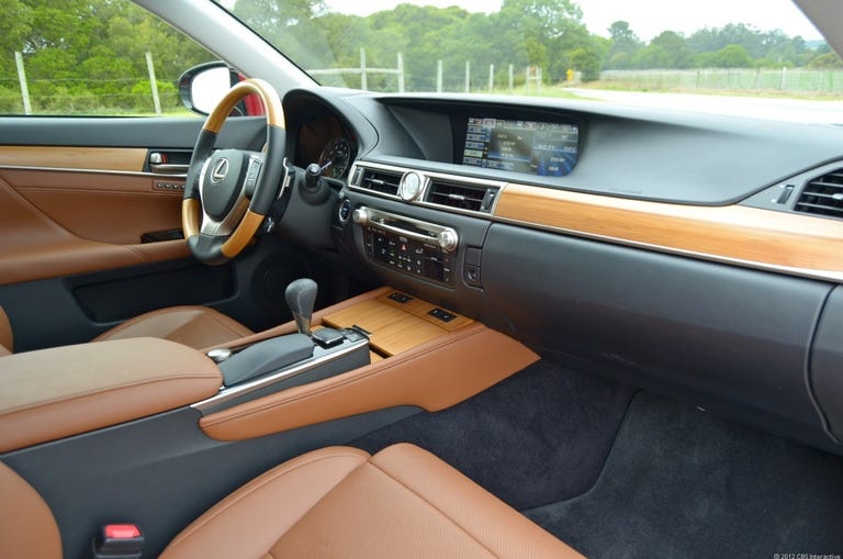 Lexus 450h interior