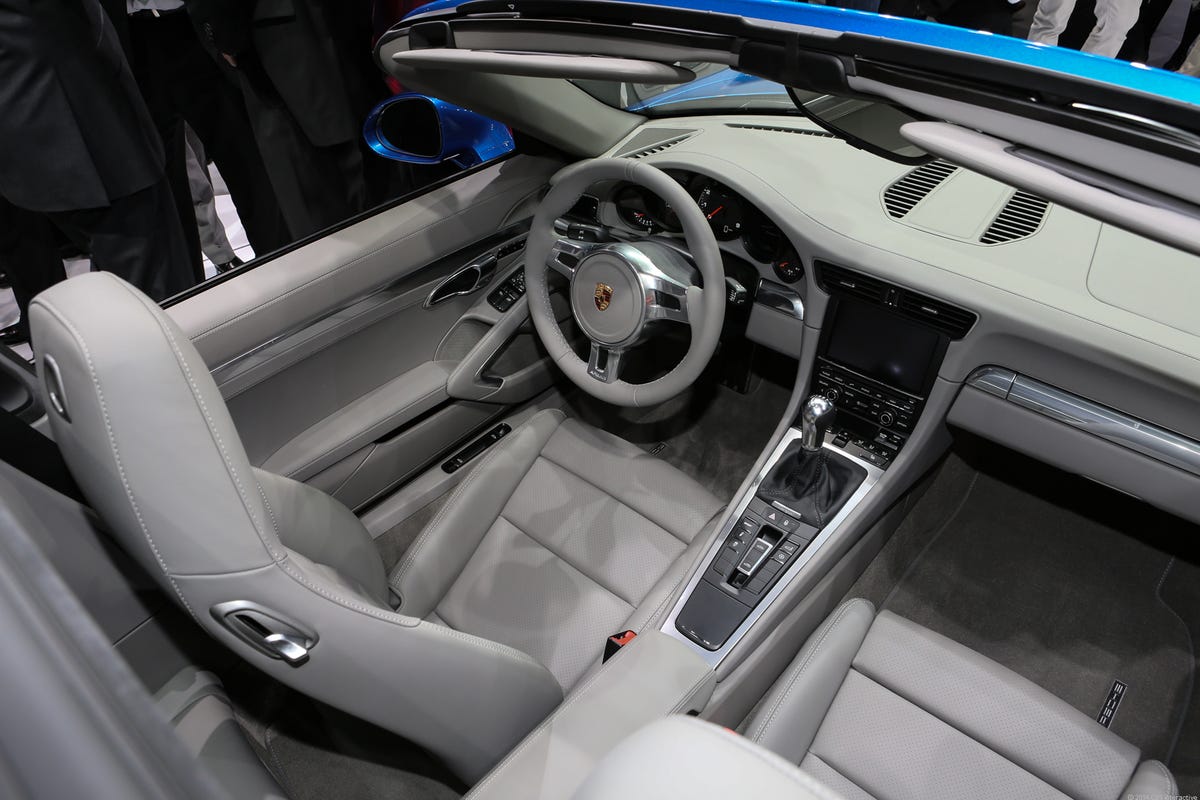 Porsche_911_Targa_Detroit_2014-5777.jpg