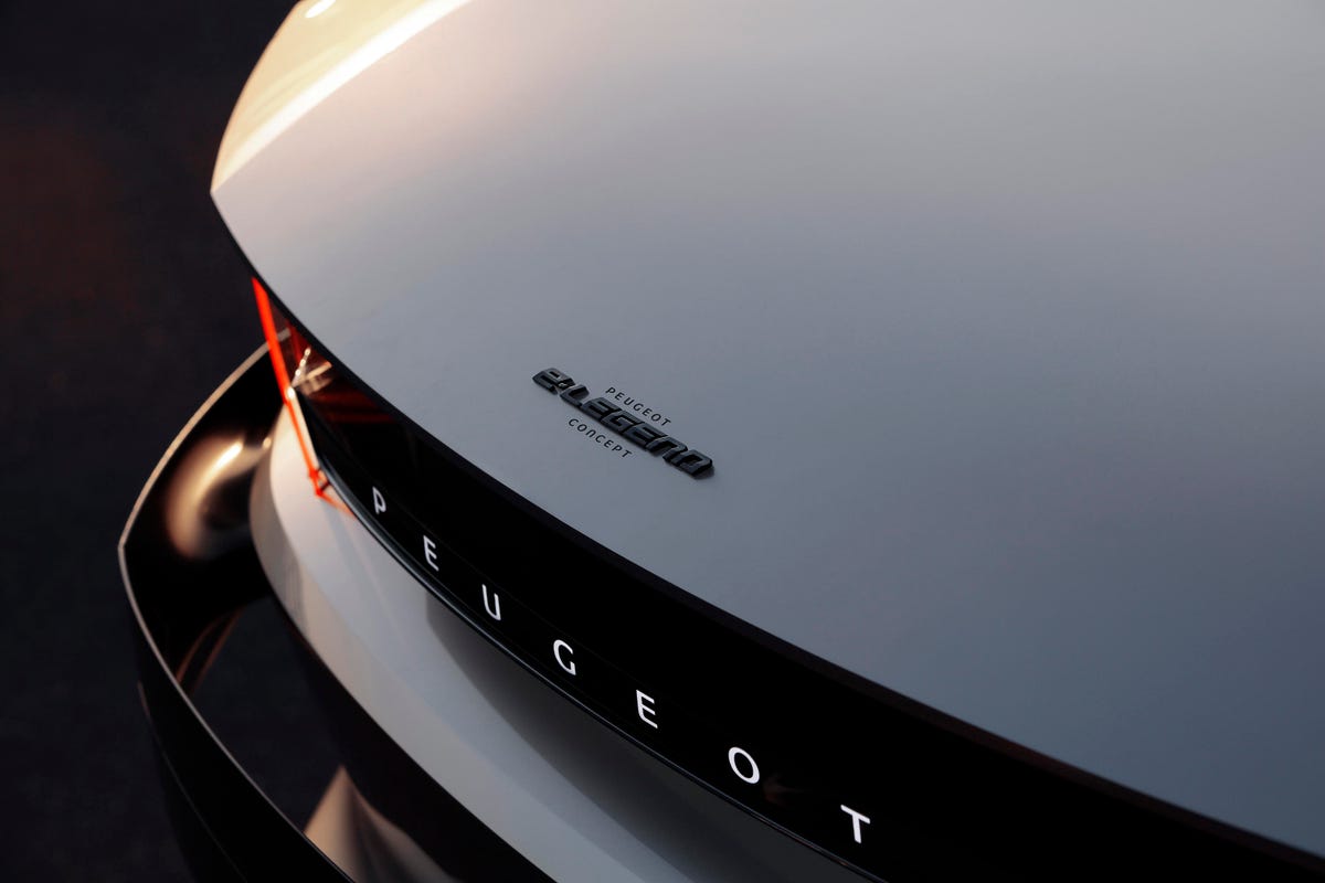 Peugeot E-Legend Concept