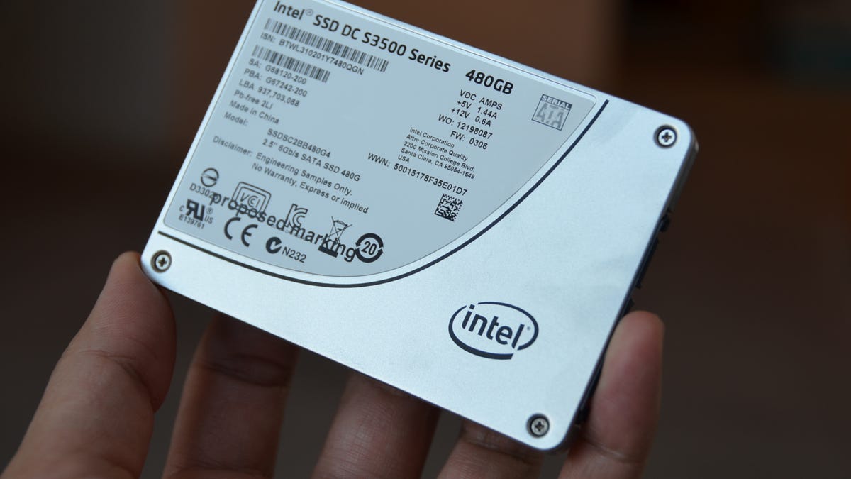 The new DC S3500 series SSD from Intel.