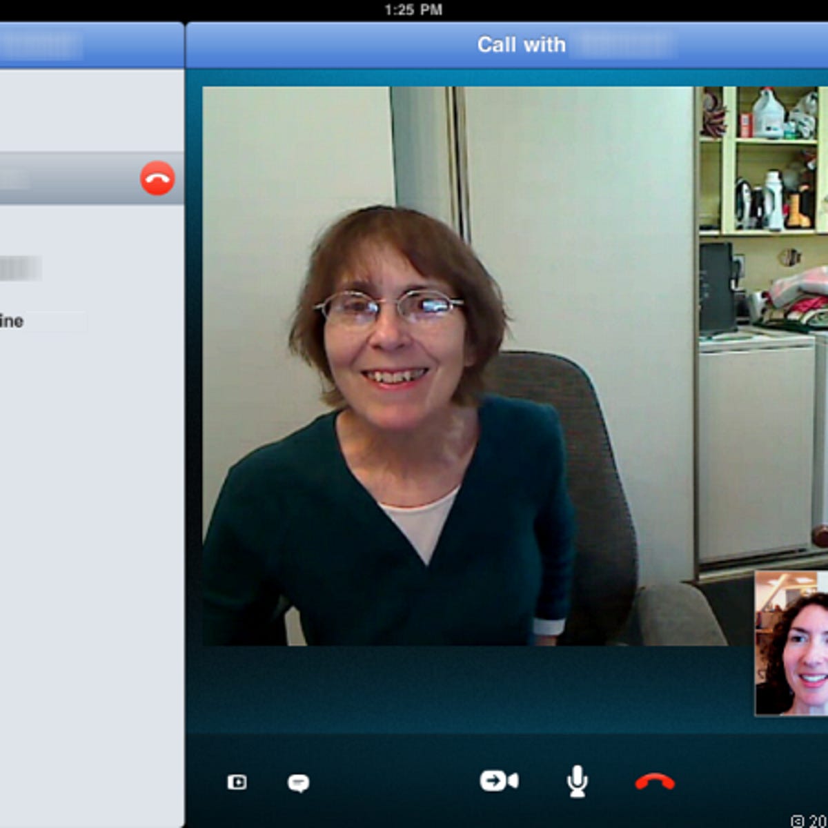 Web камеры зрелые. Видеозвонок по скайпу. Общение с женщиной по скайпу. Skype видеозвонок. Взрослые женщины в скайпе.