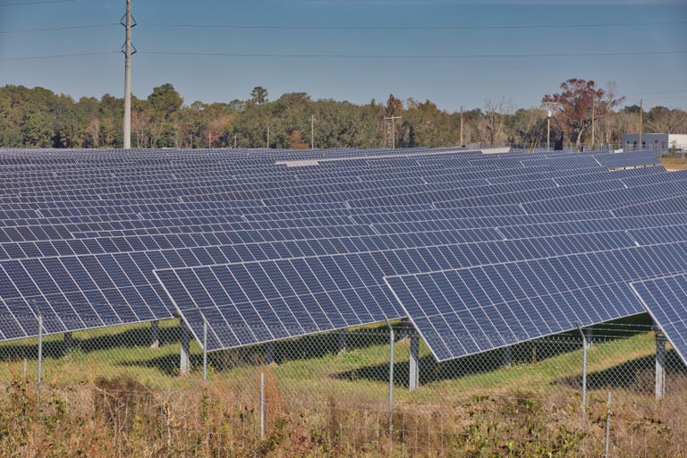 large-scale solar panel farm in Florida