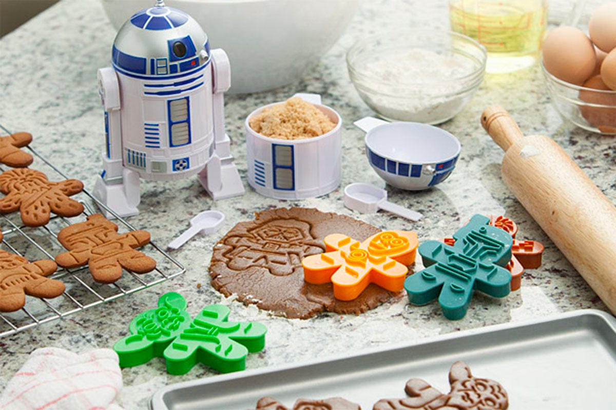 cnet-black-friday-star-wars-cookie-cutters