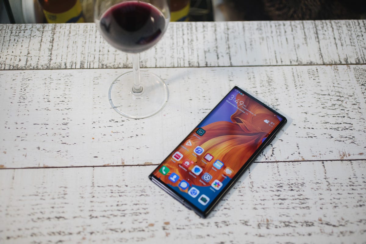 huawei-mate-x-hands-on-review-34