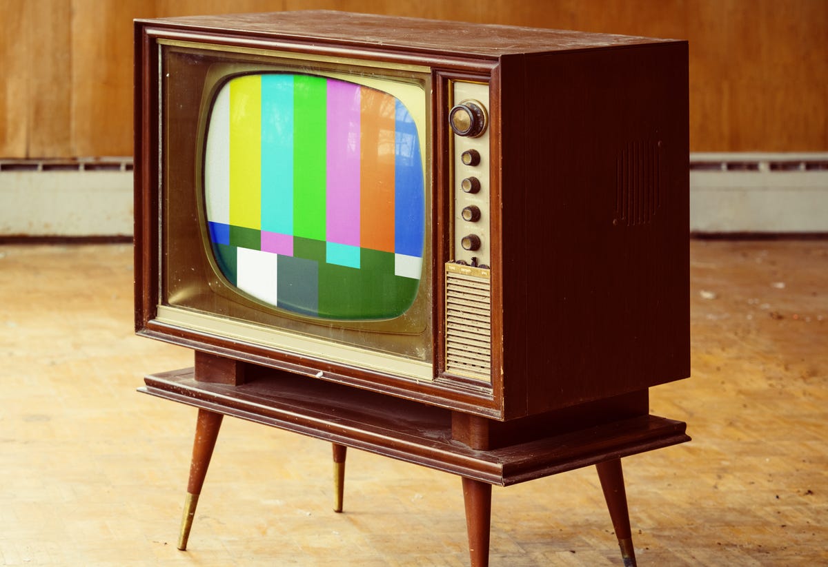 old-tv-with-color-bars