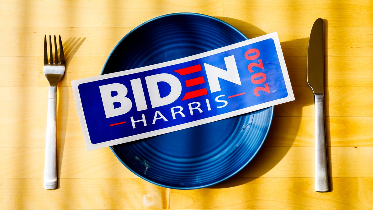 trump-pence-biden-harris-election-elections-voting-economy-food-0762