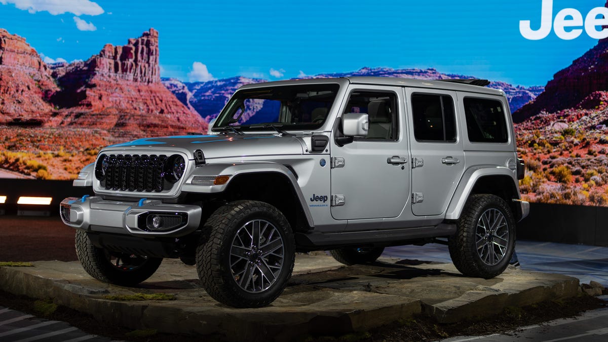 2024 Jeep Wrangler 4xe Gets Lower Price, More Features - CNET