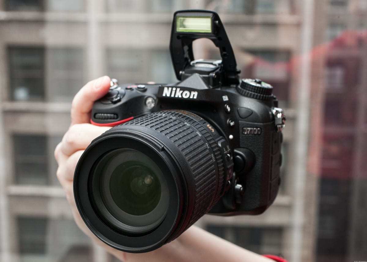 Nikon D7100 (with 18-105mm Lens)
