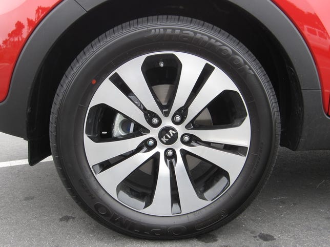 Kia Sportage wheel
