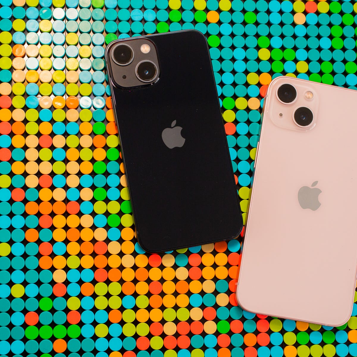 iPhone 13 vs. iPhone 12: Which One Is Right for You in 2023? - CNET