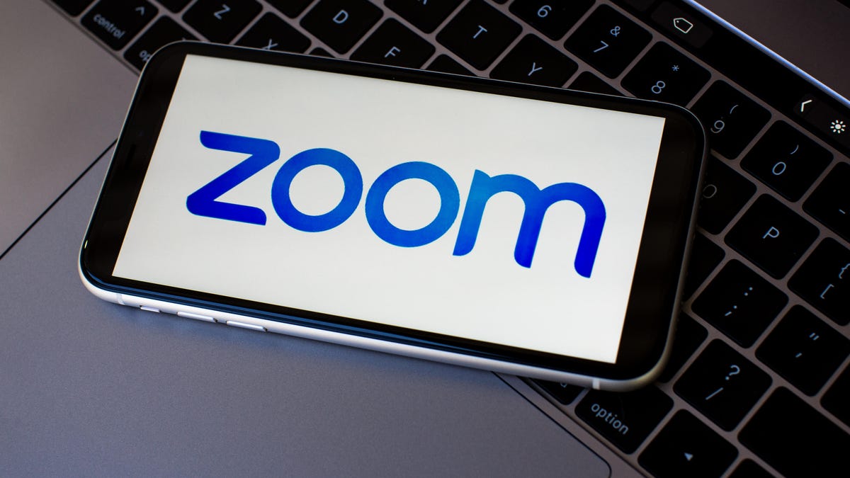 zoom-logo-laptop-phone-9816