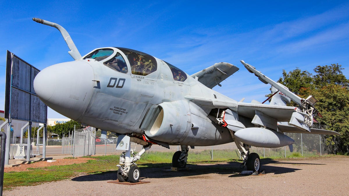 flying-leatherneck-aviation-museum-52-of-47