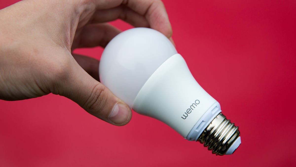 Smart bulbs acting up? Try a manual reset - CNET