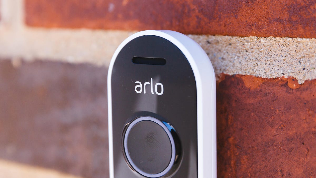 arlo-audio-doorbell-product-photos-4