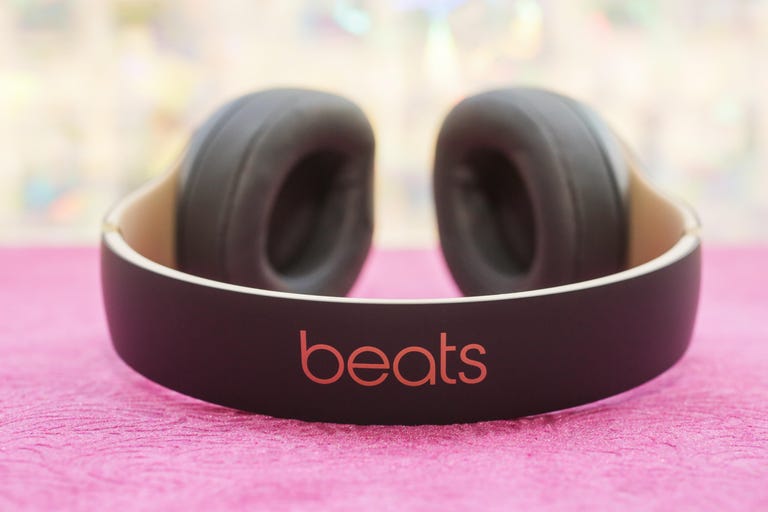 beats-studio-wireless-3-blue-2